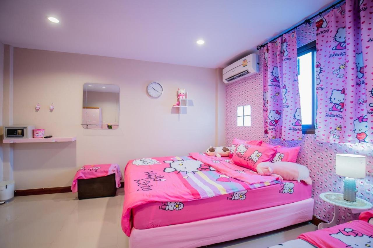 Menulis Coolly House Patong Bed and Breakfast Buitenkant foto
