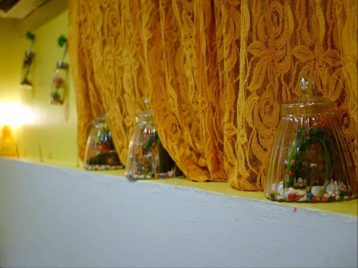 Menulis Coolly House Patong Bed and Breakfast Buitenkant foto